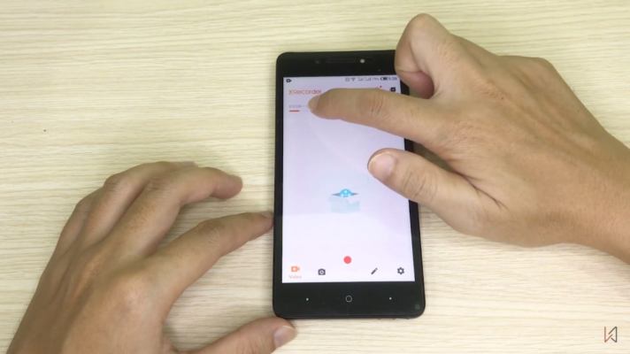 Quay màn hình điện thoại Android bằng ứng dụng miễn phí