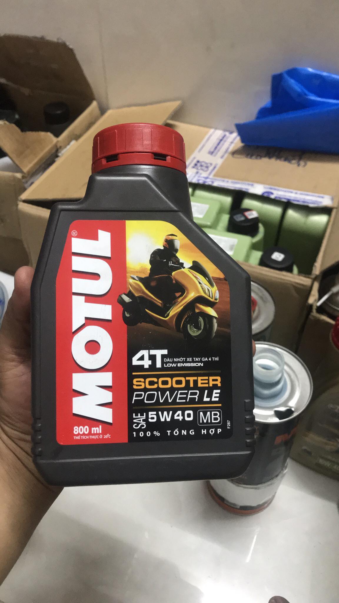 Motul Scooter Power LE 5W40 - Xe tay ga